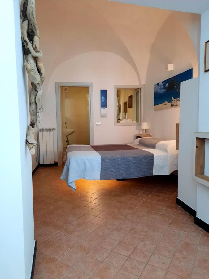 Finestre Sul Mare Villa San Lorenzo al Mare Rom bilde